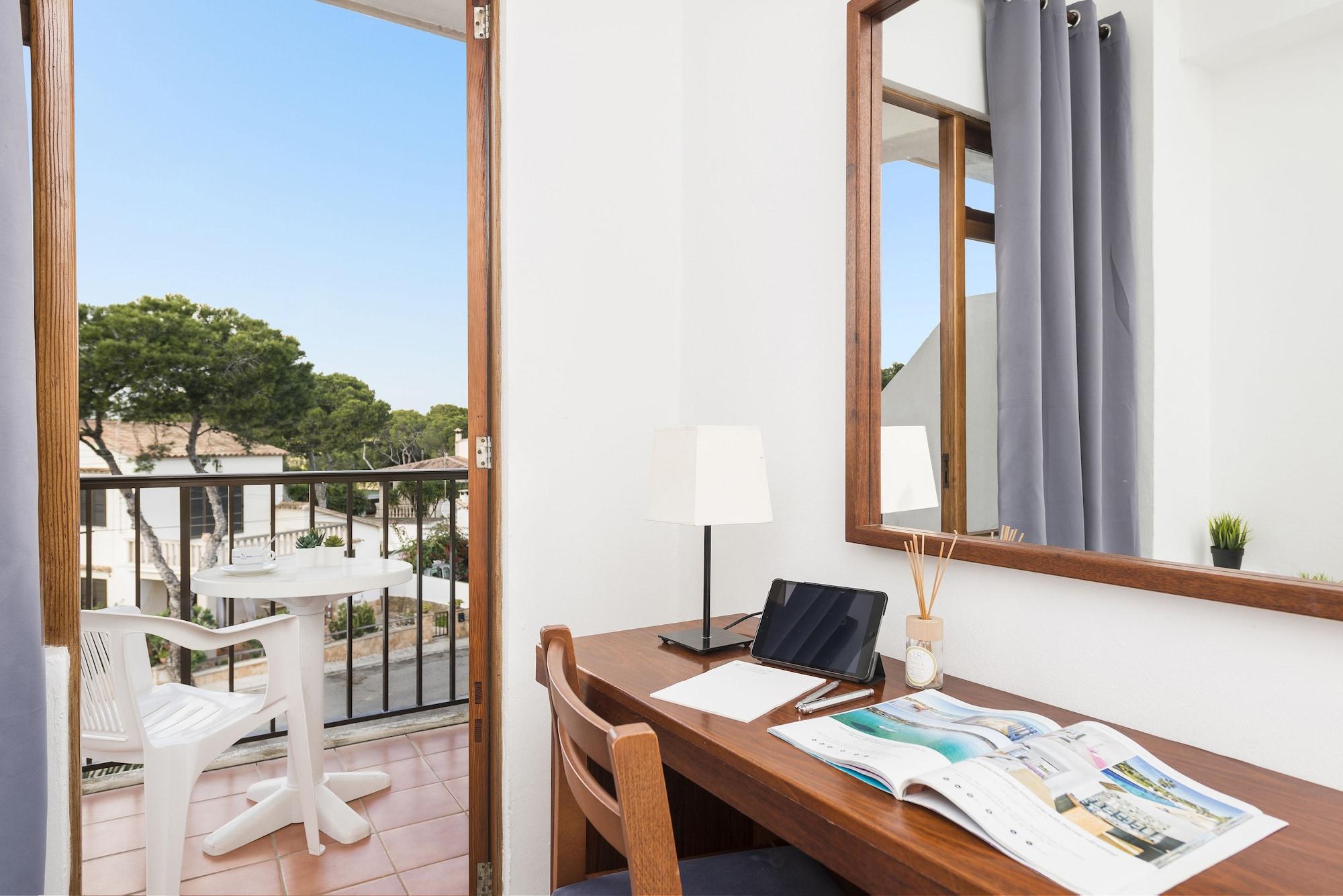 Hotel Santanyi Port カラ・フィゲラ エクステリア 写真