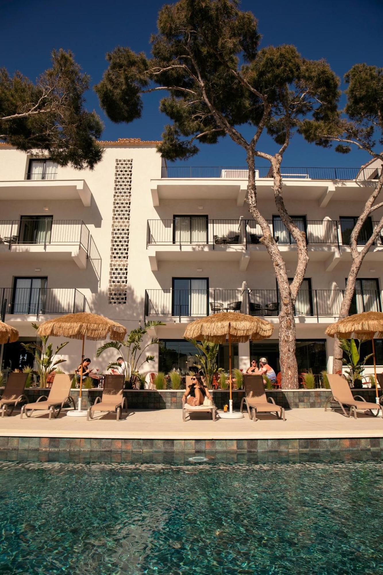 Hotel Santanyi Port カラ・フィゲラ エクステリア 写真